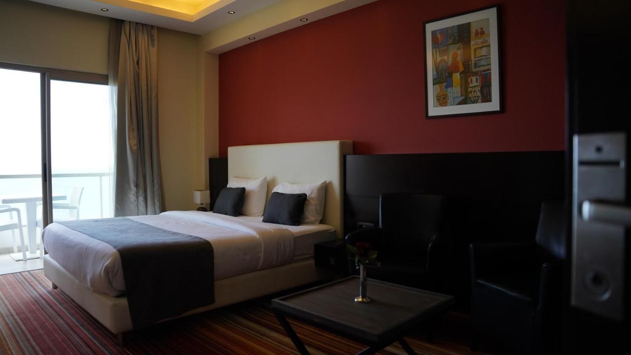 Monte Mare Hotel Jounieh Exteriör bild