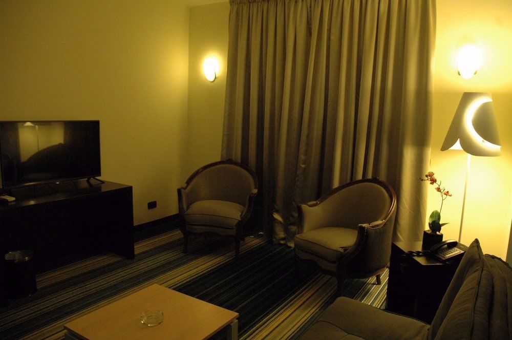 Monte Mare Hotel Jounieh Exteriör bild