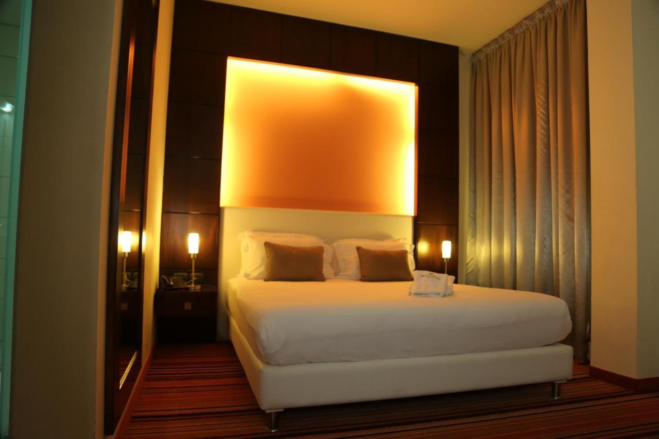 Monte Mare Hotel Jounieh Exteriör bild