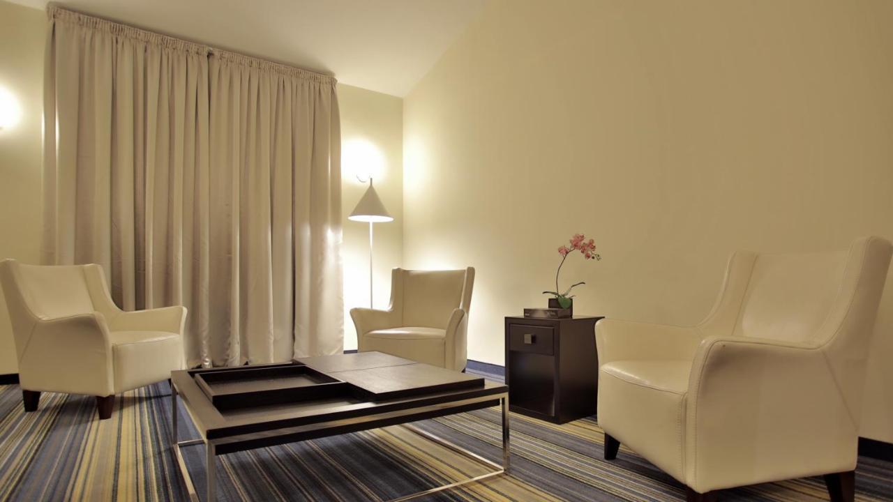 Monte Mare Hotel Jounieh Exteriör bild