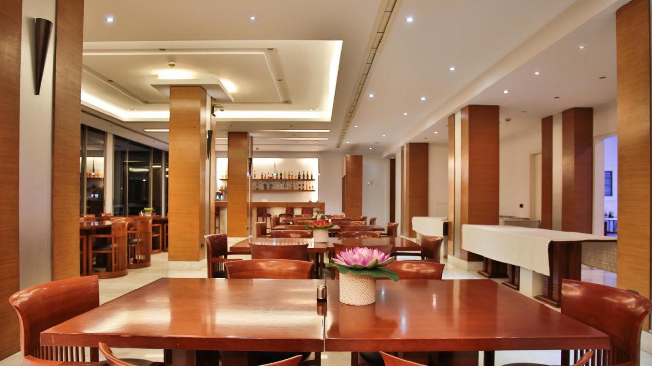 Monte Mare Hotel Jounieh Exteriör bild