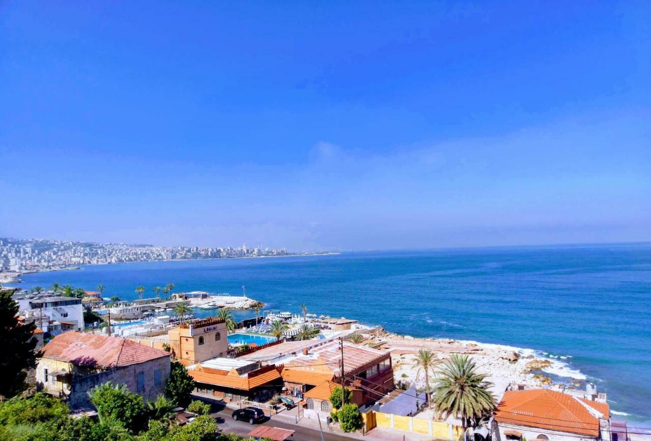 Monte Mare Hotel Jounieh Exteriör bild